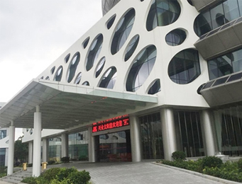 上海铝单板生产厂家宏基幕墙:造型铝单板工业风格可以有哪些？
