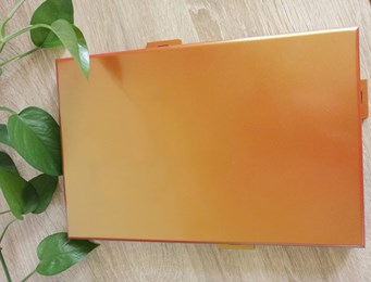 海南铝单板生产厂家:2.5mm厚的铝单板是一种合适的铝单板厚度设计